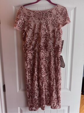 Adrianna Papell Rose Gold Sequin Short Sleeve Dress